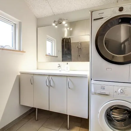 Clea - 200m From The Sea By Interhome
